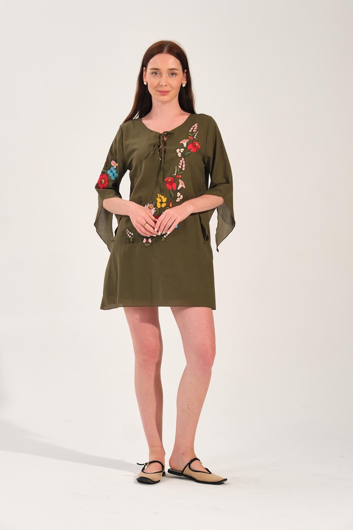 Haki Çiçek Nakışlı Kısa Kaftan Elbise