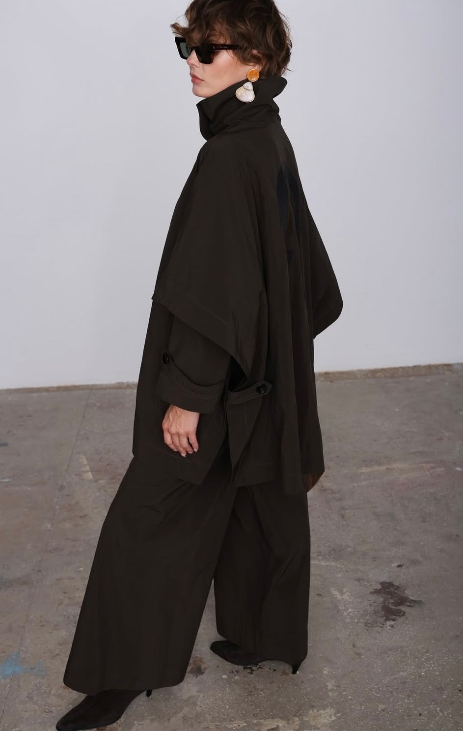 Minimal Kısa Trençkot