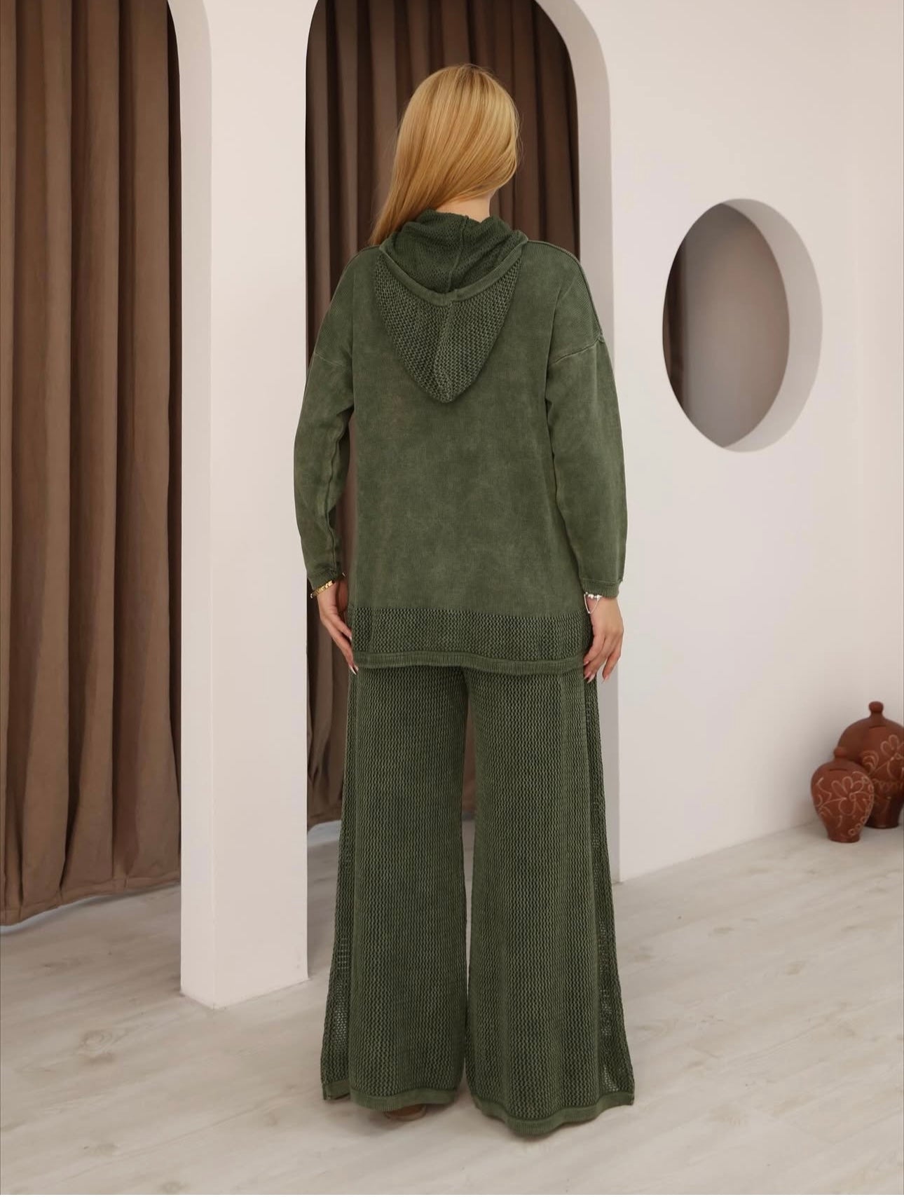 File detaylı pamuk takım arka görünüm