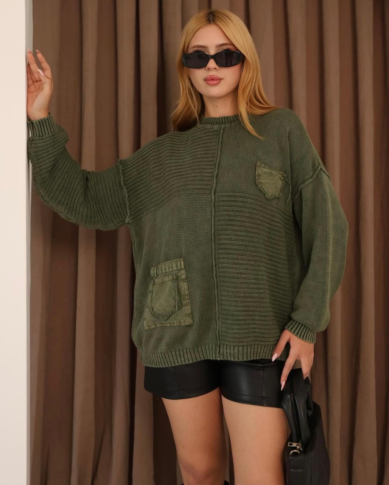 Cep Detaylı %100 Pamuk Dökümlü Kazak