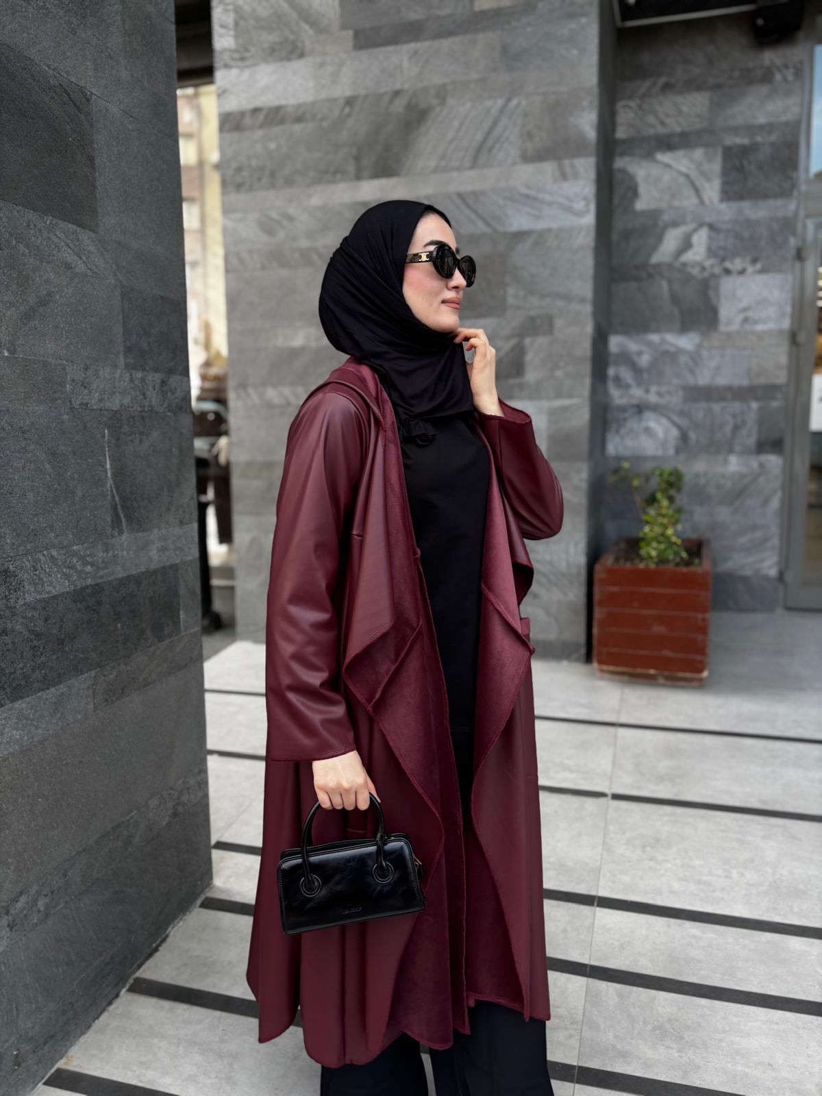 Dökümlü Uzun Deri Ceket