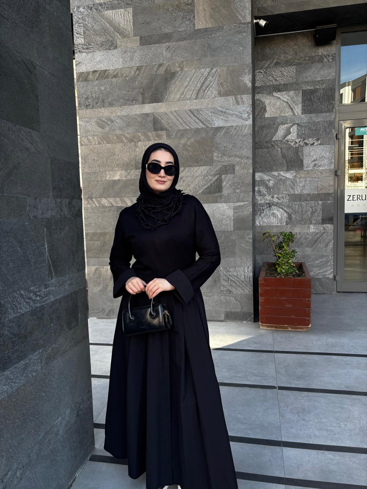 Pile Detaylı Tasarım Elbise